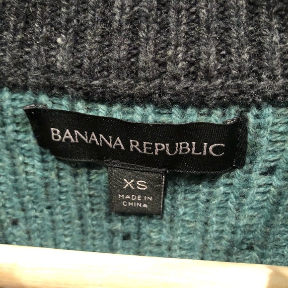 Banana Republic Sweater Size XS - Picture 2 of 3